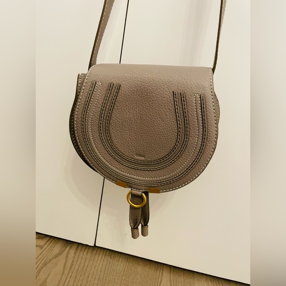 Chloe Small Marcie leather sadle bag. Authentic. No filter .Great condition - Picture 5 of 15
